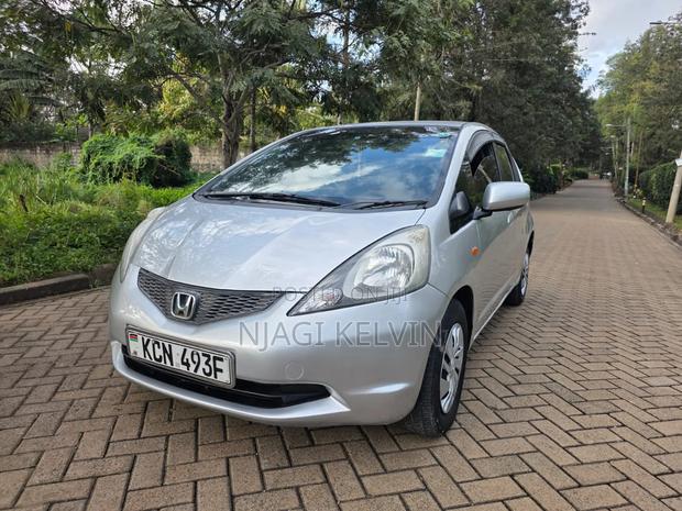 Honda Fit 2011 Silver