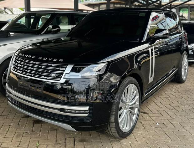 Land Rover Range Rover Vogue 2023 Black