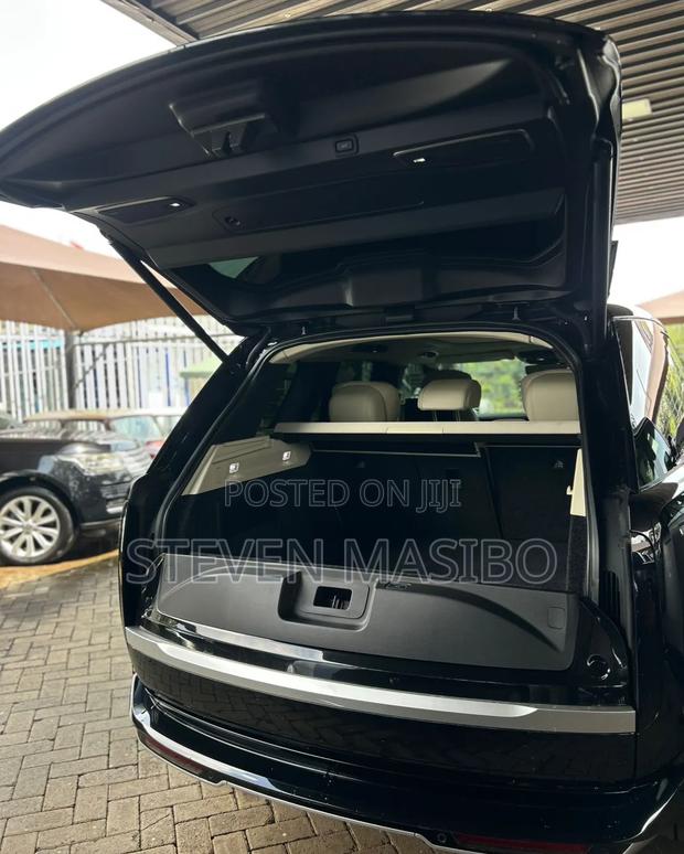 Land Rover Range Rover Vogue 2023 Black