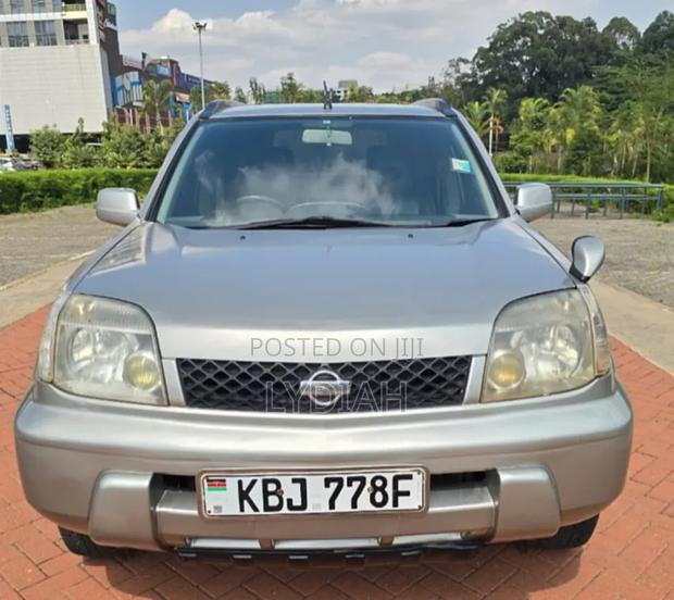 Nissan X-Trail 2004 Silver