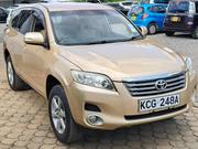 Toyota Vanguard 2011 Gold for sale