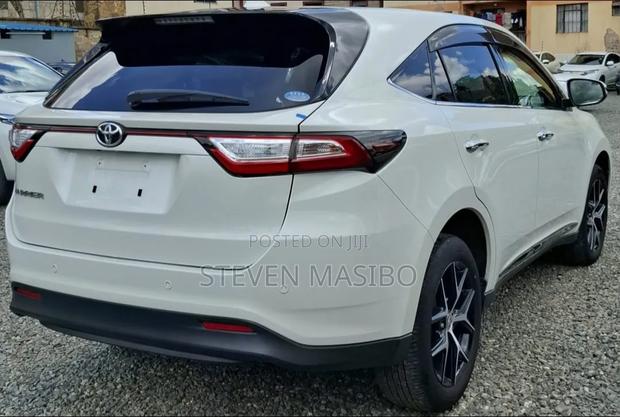 Toyota Harrier 2019 White