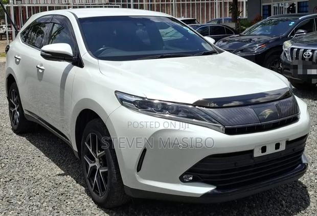 Toyota Harrier 2019 White