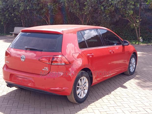 Volkswagen Golf 2016 Red
