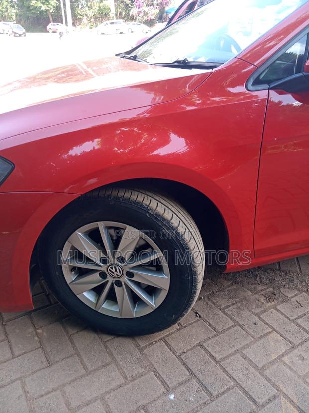 Volkswagen Golf 2016 Red