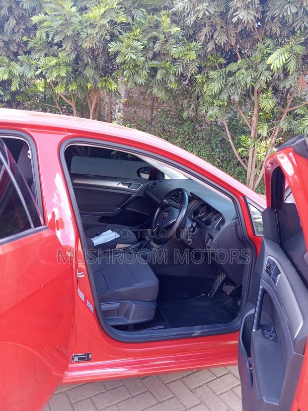 Volkswagen Golf 2016 Red