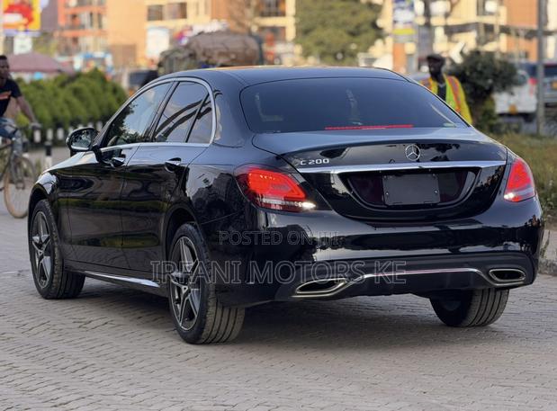 Mercedes-Benz C200 2019 Black
