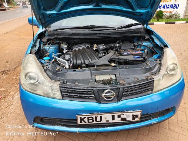 Nissan Wingroad 2005 Blue