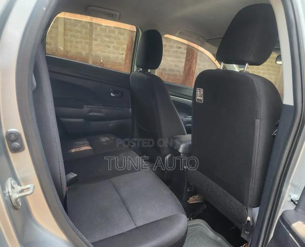 Mitsubishi RVR 2.0 2011 Silver