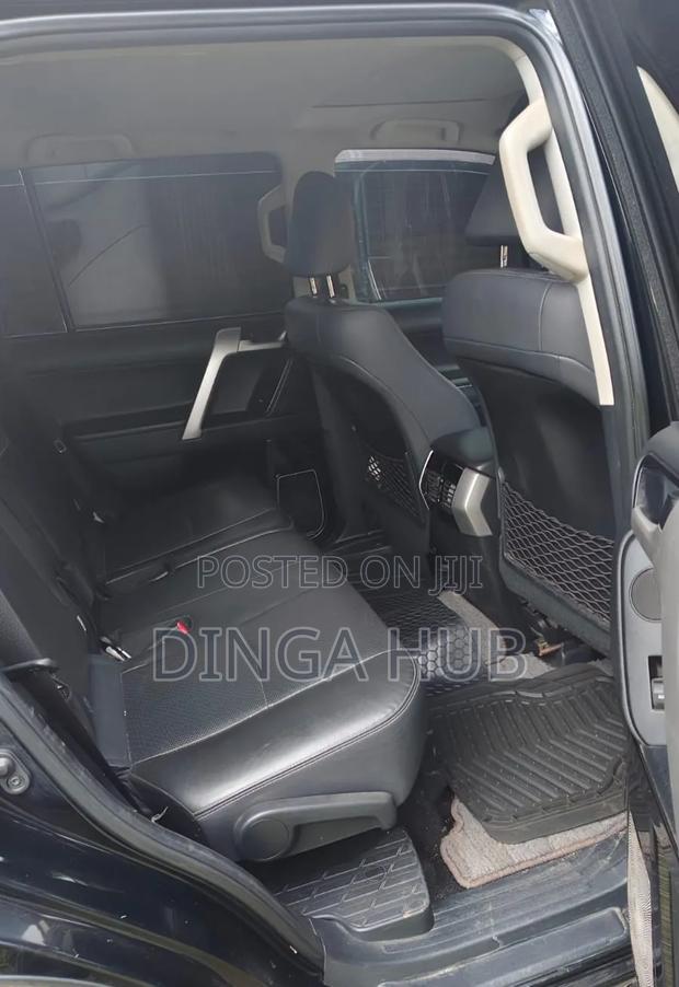 Toyota Land Cruiser Prado 2018 Black