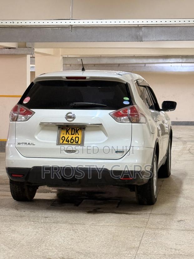 Nissan X-Trail 2.0 Petrol AWD 2015 White