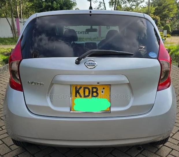 Nissan Note 2014 Silver