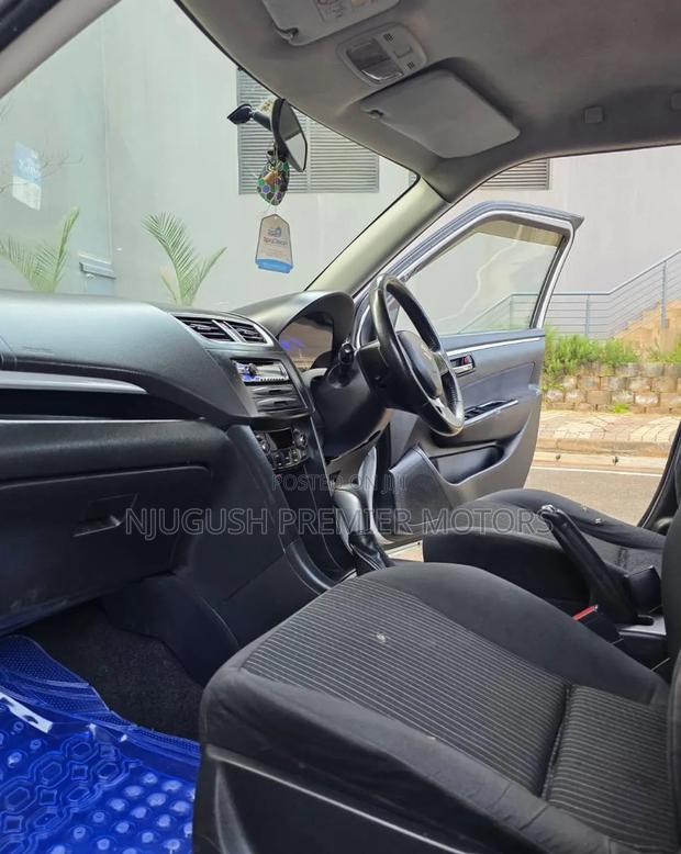 Suzuki Swift 2014 Silver