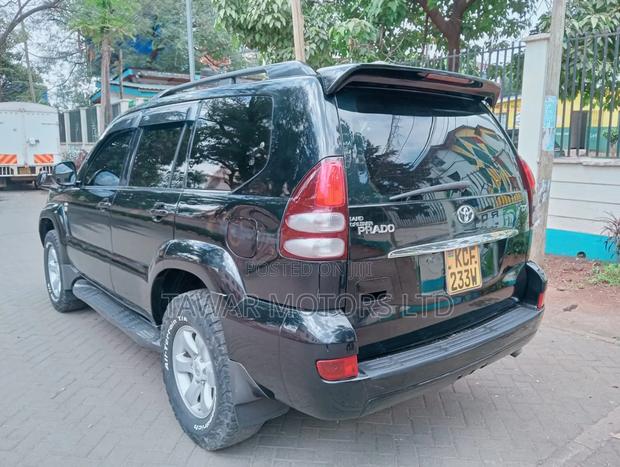 Toyota Land Cruiser Prado 2009 Black