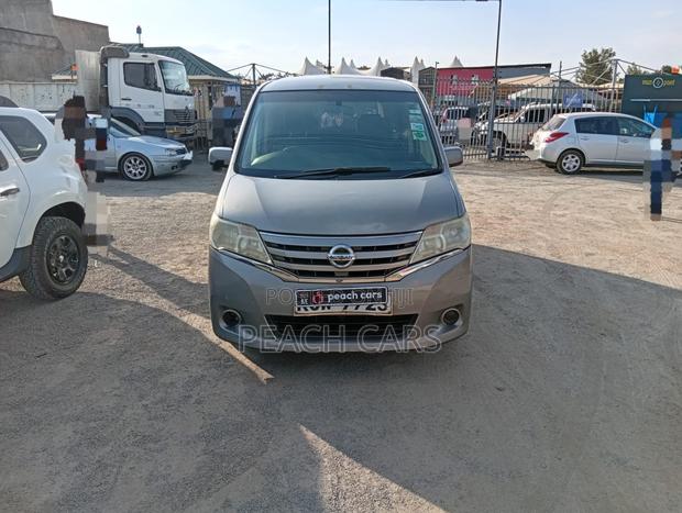 Nissan Serena 2012 Gray