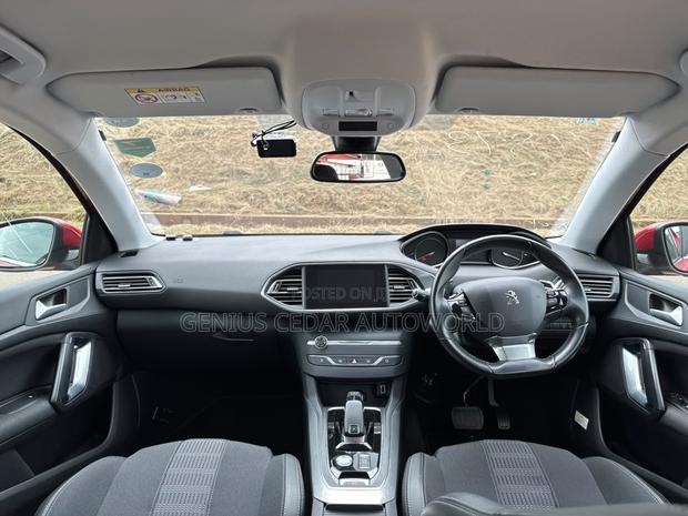 Peugeot 308 2018