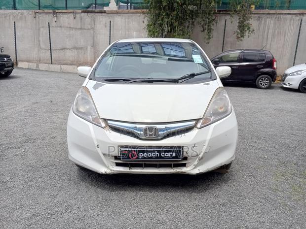 Honda Fit 2013 White