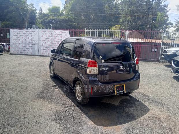 Toyota Spade 2014 Purple