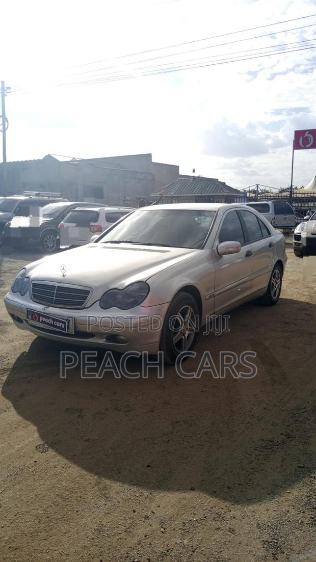 Mercedes-Benz C200 2004 Silver