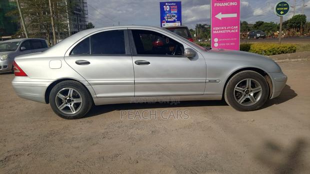 Mercedes-Benz C200 2004 Silver
