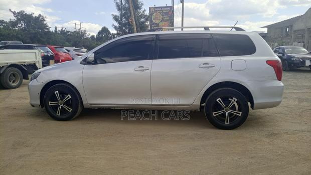 Toyota Corolla Fielder 2008 Silver