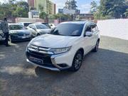 Mitsubishi Outlander 2016 White for sale