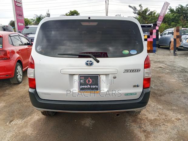 Toyota Succeed 2019 Silver