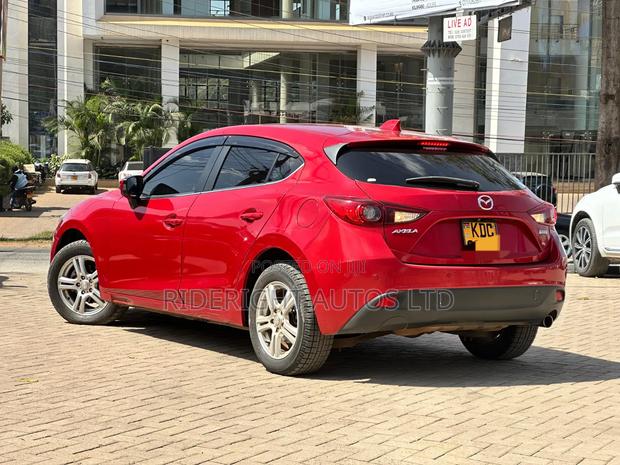 Mazda Axela SV Premium 2014 Red