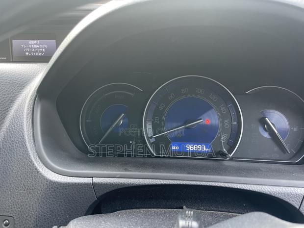 Toyota Esquire 1.8 FWD Hybrid (7 seater) 2019 Black