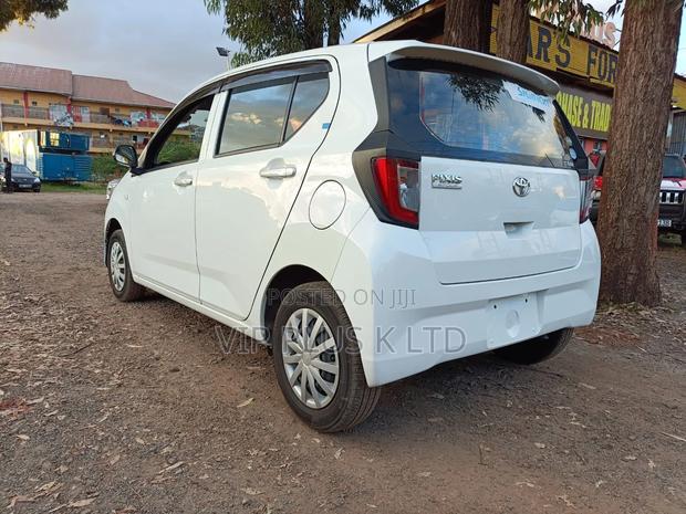Toyota Pixis 2019 White