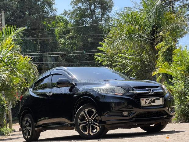 Honda Vezel 2016 Black