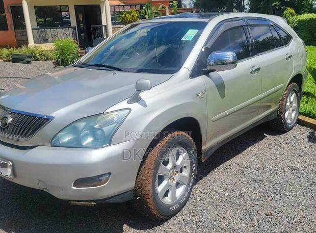 Toyota Harrier 2005 Silver