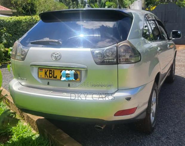 Toyota Harrier 2005 Silver