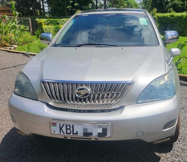 Toyota Harrier 2005 Silver