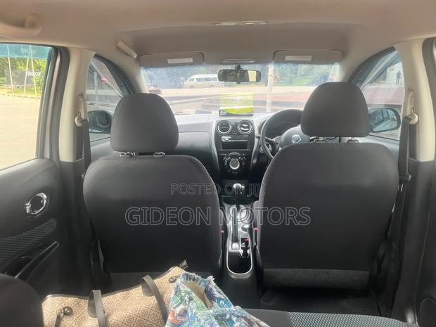 Nissan Note 2012 Silver