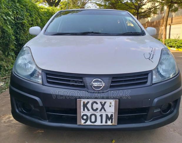 Nissan Advan 2012 White