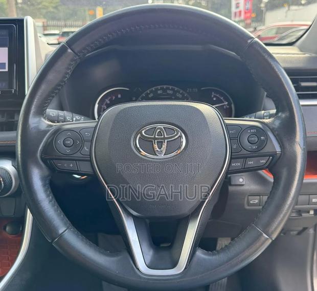 Toyota RAV4 2019 Gray