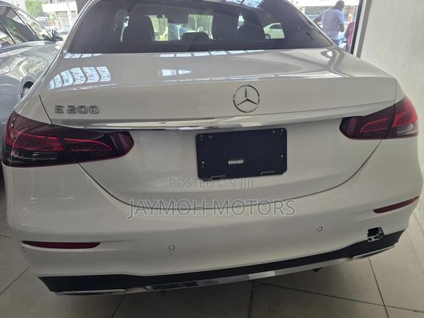 Mercedes-Benz E200 2020 Pearl