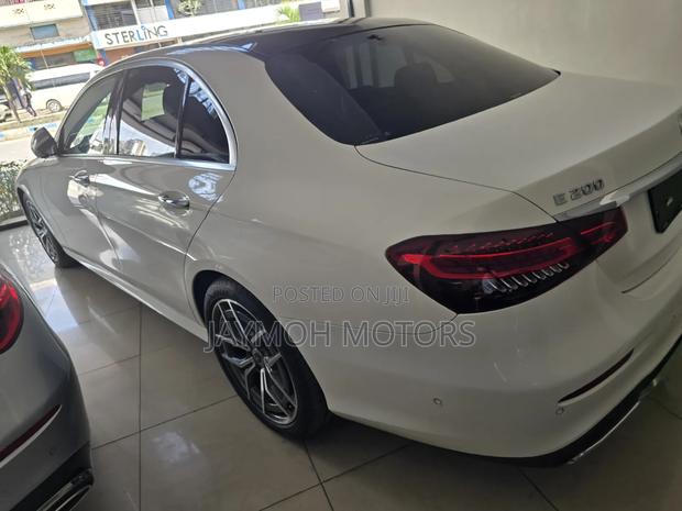 Mercedes-Benz E200 2020 Pearl