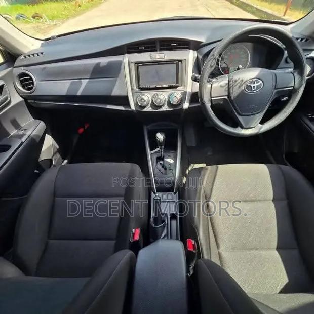 Toyota Corolla Fielder 2020 Silver