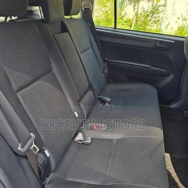 Toyota Corolla Fielder 2020 Silver
