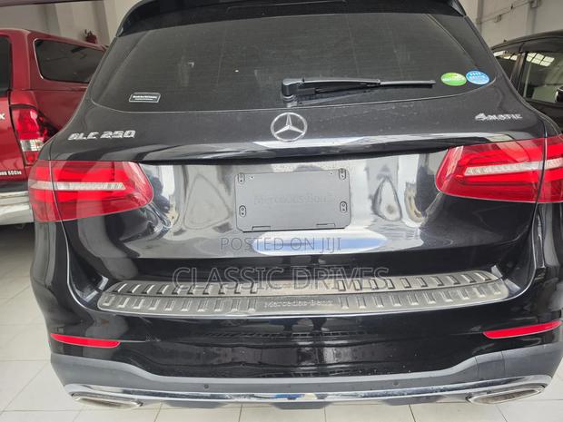 Mercedes-Benz GLC-Class 2019 Black
