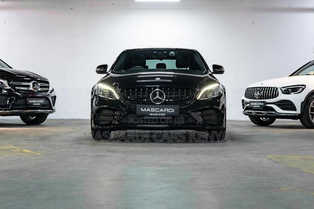 Mercedes-Benz C220 Classic 2019 Black