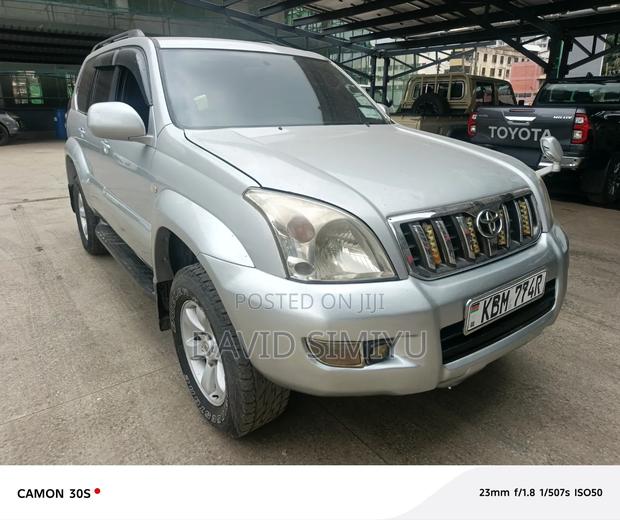Toyota Land Cruiser Prado 2005 Silver