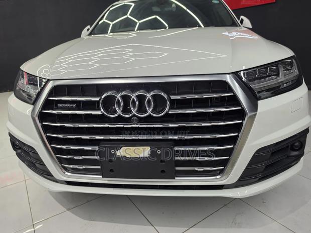 Audi Q7 2019 White