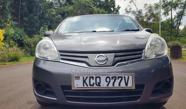 Nissan Note 2011 Silver