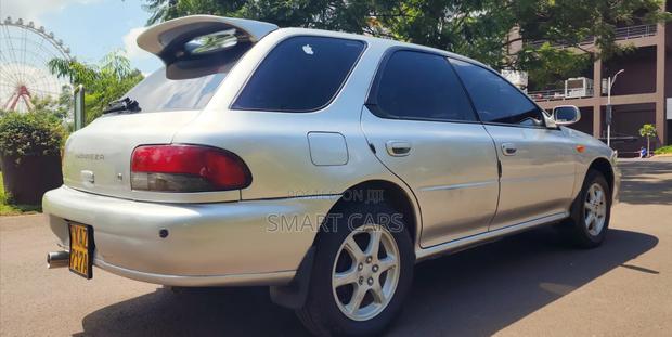 Subaru Impreza 2000 Silver