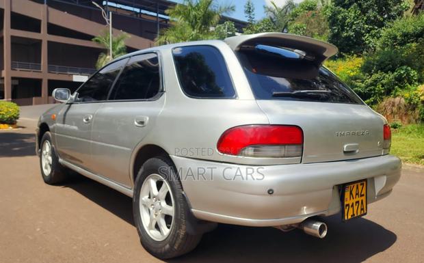 Subaru Impreza 2000 Silver