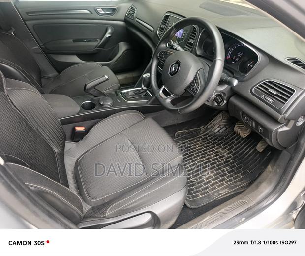 Renault Megane 2017 Silver