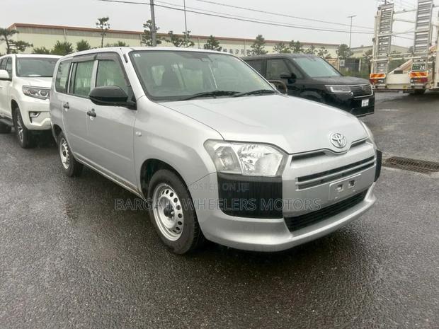 Toyota Probox 2021